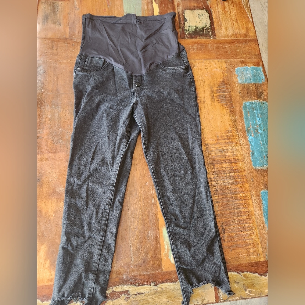 Pink Blush Black raw hem maternity jeans M/L